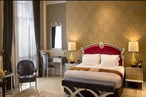 Espinas Place Double Room (City View, Floors 4 to 9)