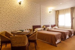 Aramesh Triple Room