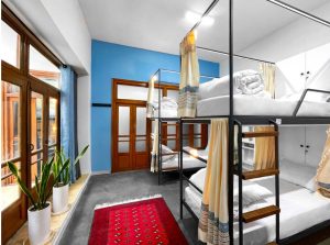 Chilla Hostel 6-Bed Male Dorm
