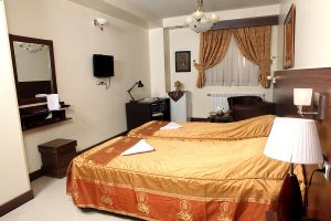Part Twin Room