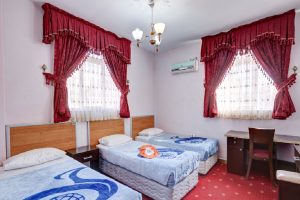 Jolfa Triple Room