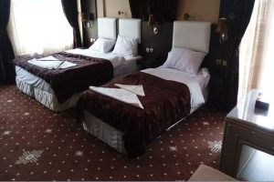 Parla Triple Room