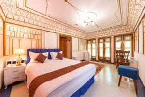 Sarhang Double Room (Bronze)