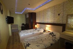 Shabestan Twin Room (B Class)
