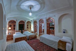 Manoucheri Quadruple Balcony Room