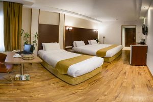 Piroozi Triple Room