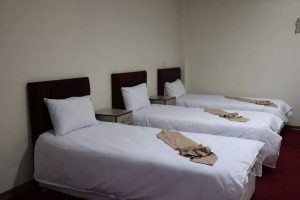 Farhikhtegan Triple Room