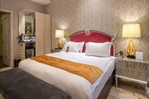 Espinas Double Room (Floor 11-14 Blvd View)