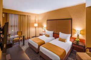 Espinas Twin Room (Blvd View)