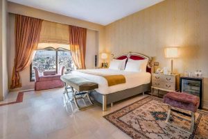 Espinas Double Room (Floor 11-14)
