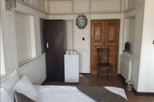 Atigh Double Room (For One Person)