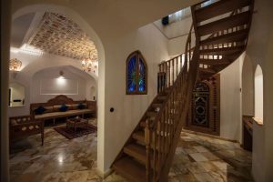 Miras Shah Neshin Duplex Double Room