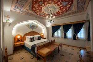 Miras Khosh Neshin Double Room