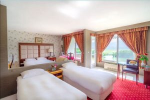 A Espinas Quadruple Room (Lake View)