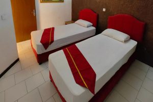 K Parsian Twin Room
