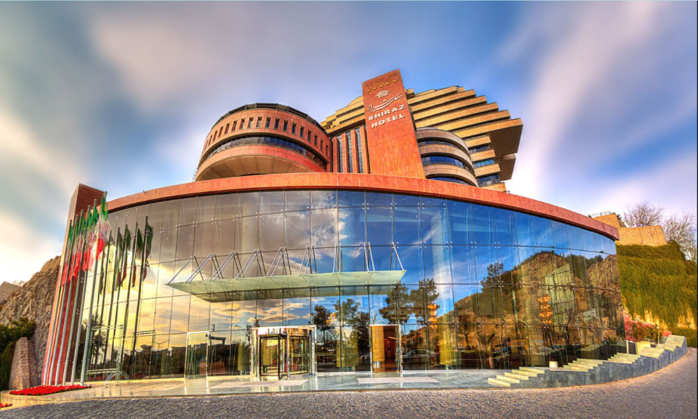Iran_Shiraz_Grand_Hotel_6_www_okaybooking_com